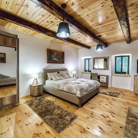 Apartments "Old House Pajovic" Virpazar Exterior foto