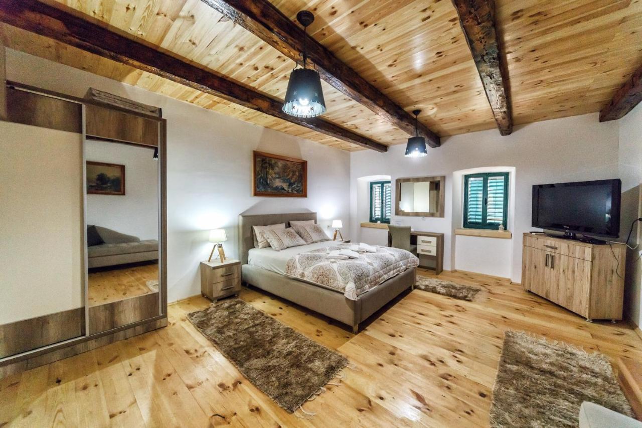 Apartments "Old House Pajovic" Virpazar Exterior foto