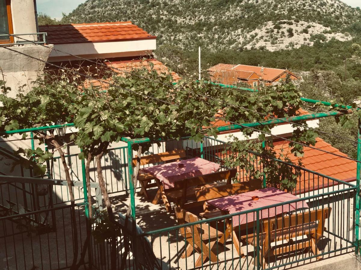 Apartments "Old House Pajovic" Virpazar Exterior foto